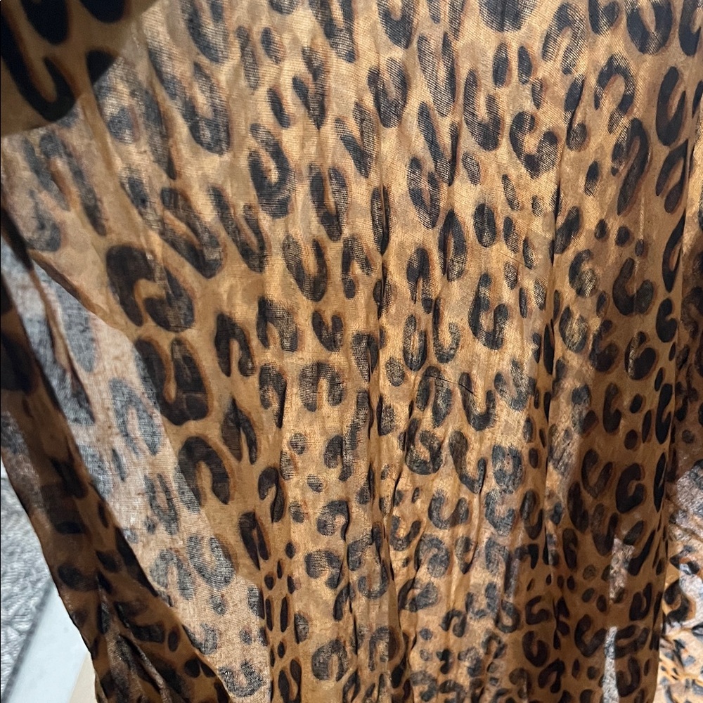 H&M Leopard Print Scarf - Brown and Black - Picture 4 of 4